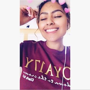 Meet your Posher, Isis